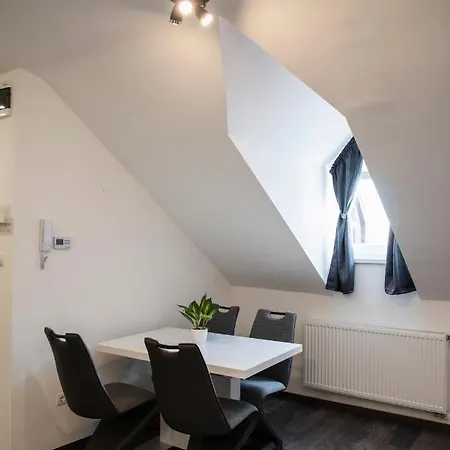 Apartment Central Chill Apartman Pecs