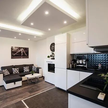 Apartment Central Chill Apartman Pecs
