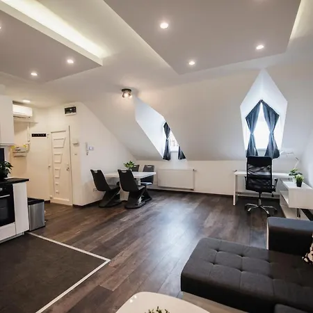 Central Chill Apartman Apartment *